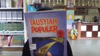 Tausyiah populer